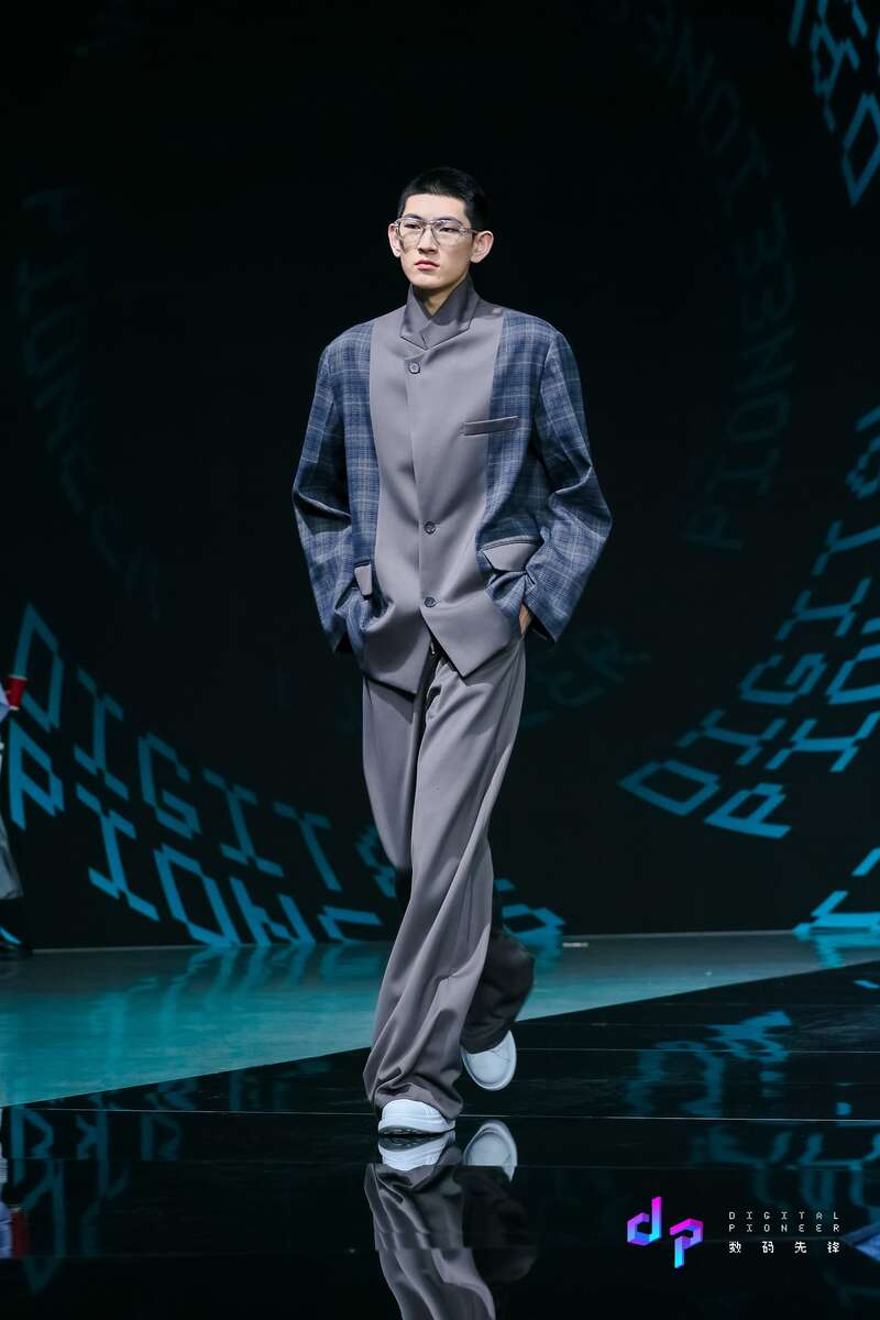 &quot;数字运动时尚秀：运动服装的未来趋势&quot;的简单介绍