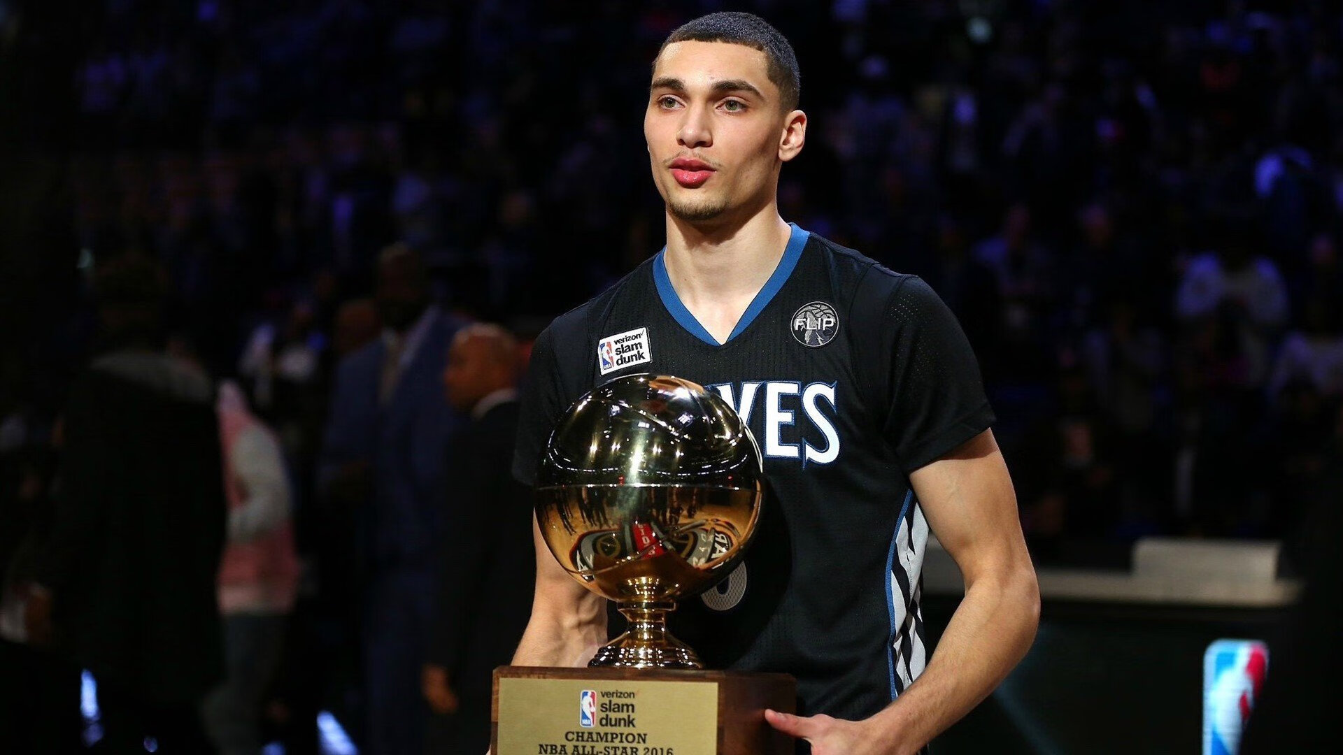 掘金中锋缺战再次雪藏 召唤更多队员潜质，nba掘金中锋